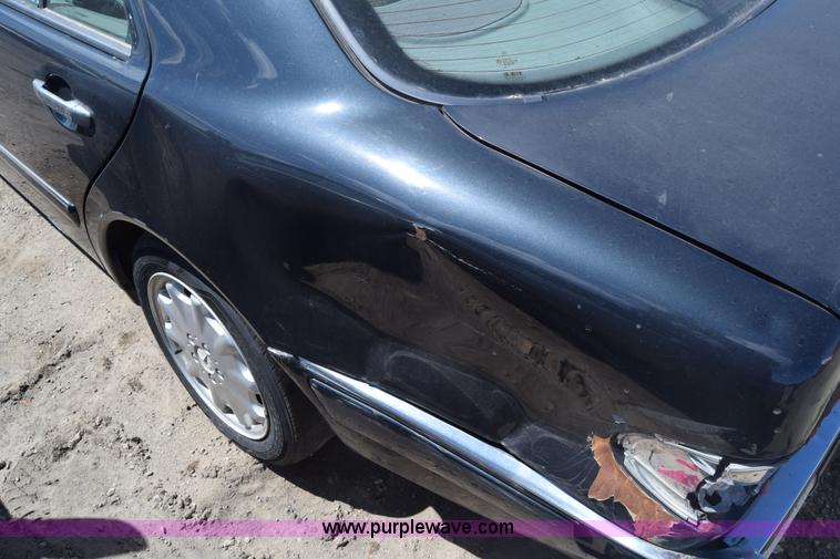 image for item BW9485 1997 Mercedes Benz E320