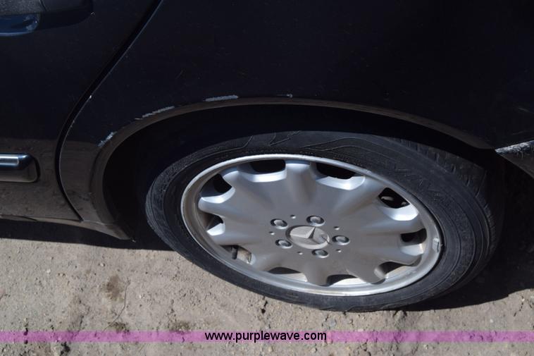 image for item BW9485 1997 Mercedes Benz E320