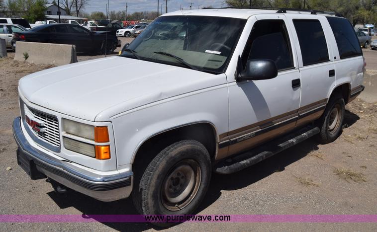 image for item BW9486 1999 GMC Yukon SUV