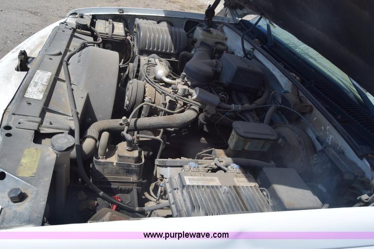 image for item BW9486 1999 GMC Yukon SUV