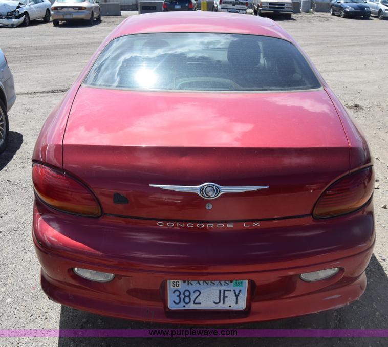 image for item BW9487 2003 Chrysler Concorde