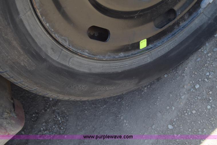 image for item BW9487 2003 Chrysler Concorde