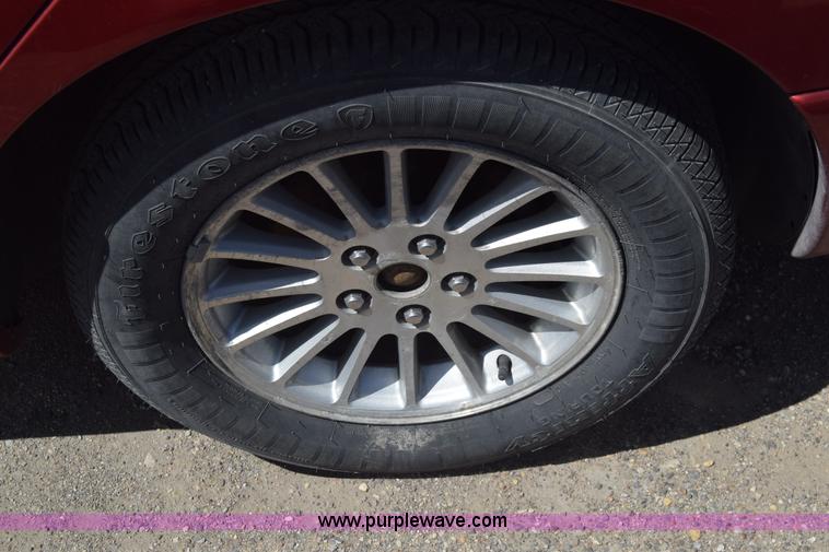 image for item BW9487 2003 Chrysler Concorde