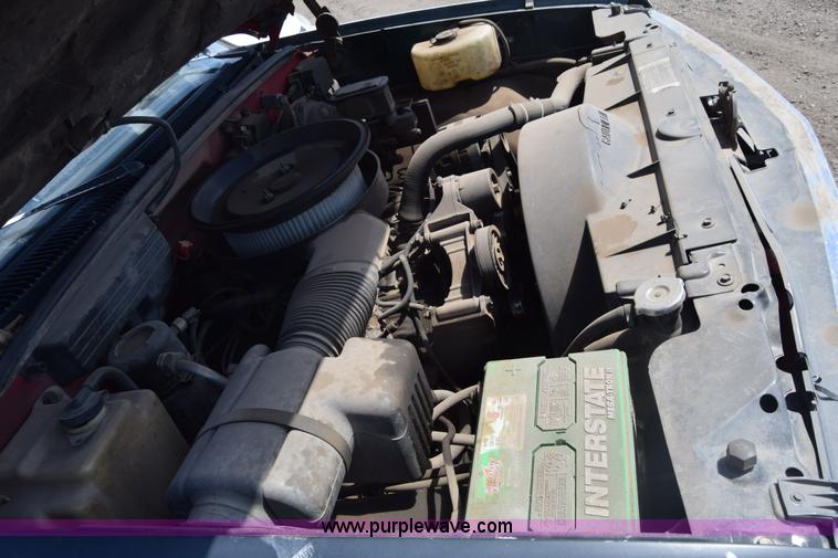 image for item BW9488 1994 Chevrolet 1500 Ext. Cab pickup truck