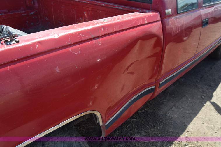 image for item BW9488 1994 Chevrolet 1500 Ext. Cab pickup truck