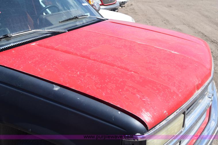 image for item BW9488 1994 Chevrolet 1500 Ext. Cab pickup truck