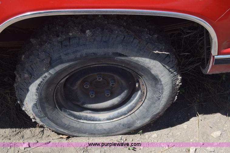 image for item BW9488 1994 Chevrolet 1500 Ext. Cab pickup truck