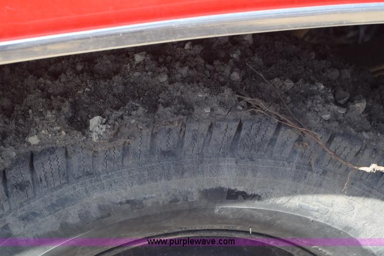 image for item BW9488 1994 Chevrolet 1500 Ext. Cab pickup truck