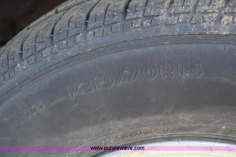 image for item BW9489 1996 Mazda B3000 SE Ext. Cab pickup truck cab and chassis