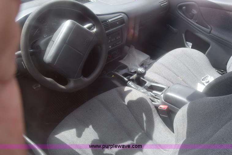 image for item BW9493 2001 Chevrolet Cavalier