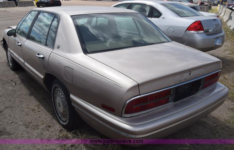 image for item BW9496 1995 Buick Park Avenue