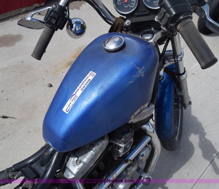 image for item BW9498 1993 Harley Davidson XL1200 motorcycle