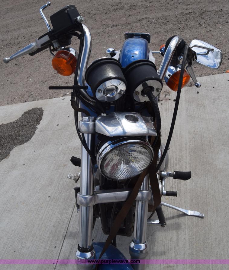 image for item BW9498 1993 Harley Davidson XL1200 motorcycle
