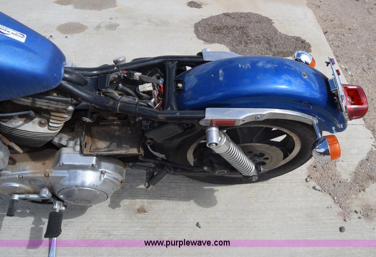 image for item BW9498 1993 Harley Davidson XL1200 motorcycle