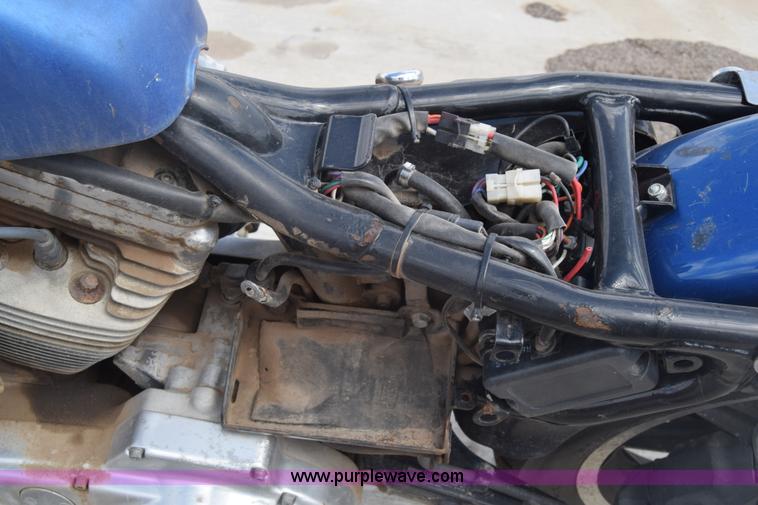 image for item BW9498 1993 Harley Davidson XL1200 motorcycle