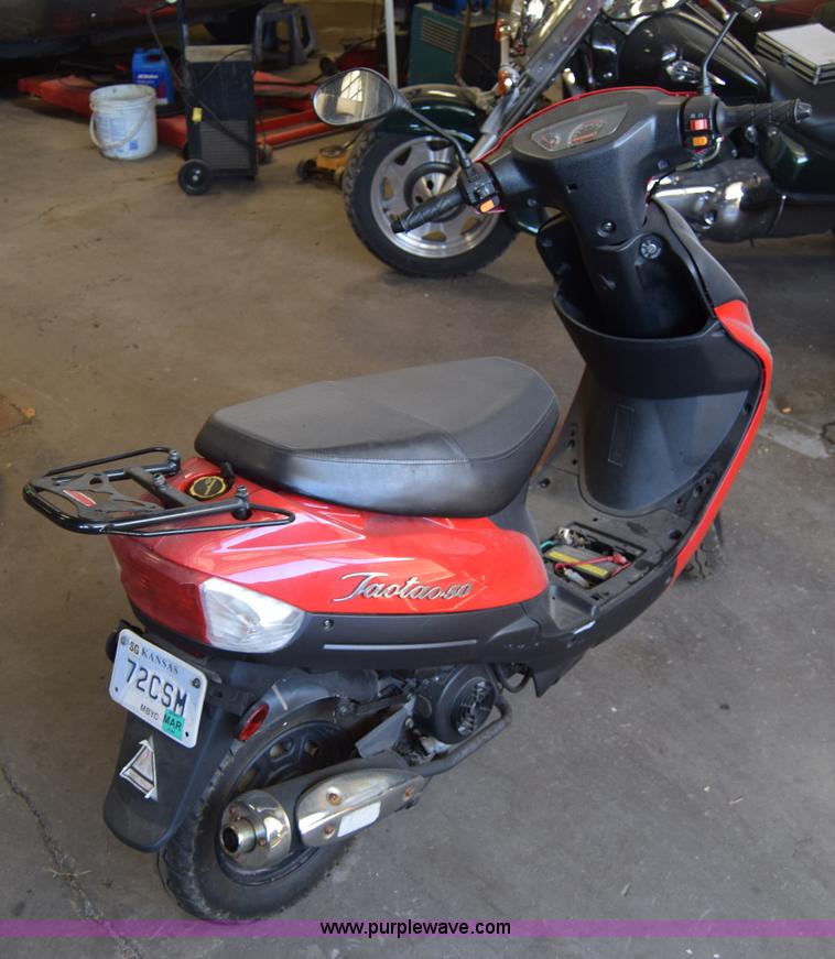 image for item BX9737 2014 Tao Tao ATM50 moped