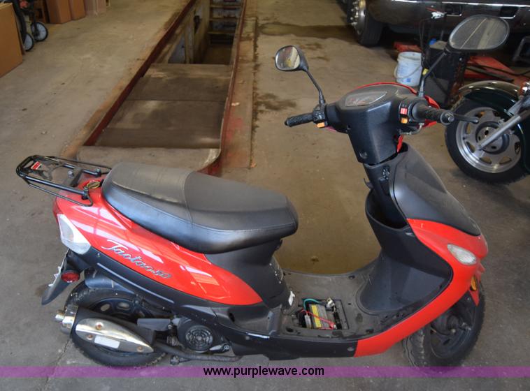 image for item BX9737 2014 Tao Tao ATM50 moped