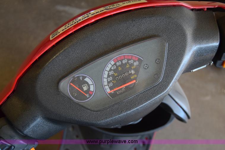 image for item BX9737 2014 Tao Tao ATM50 moped