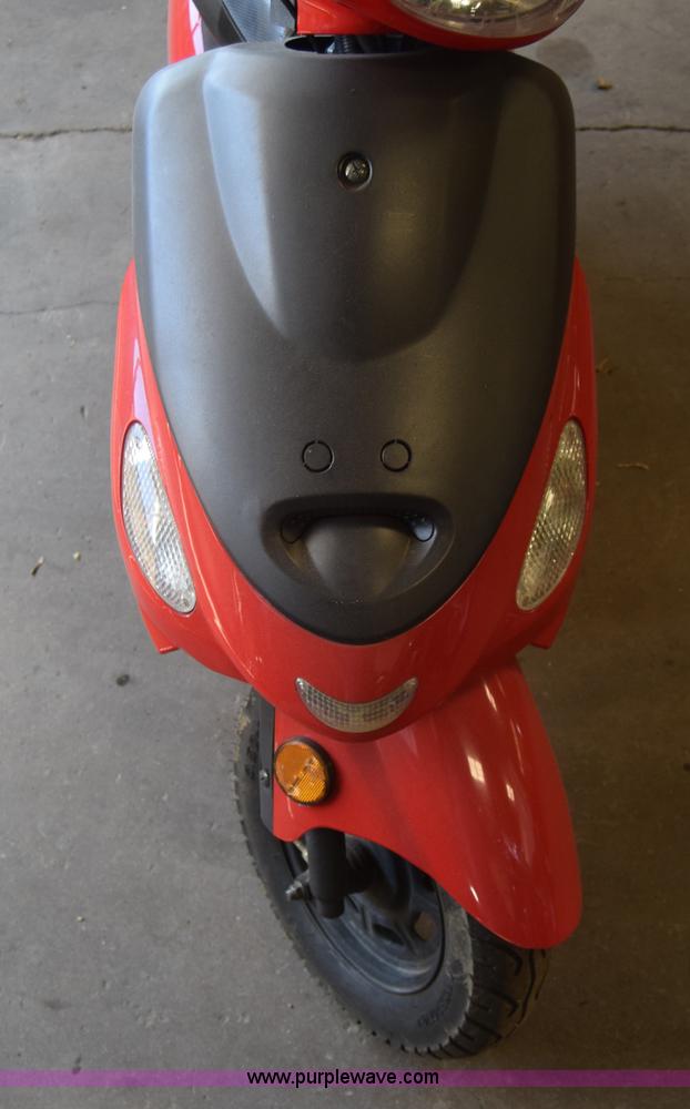 image for item BX9737 2014 Tao Tao ATM50 moped