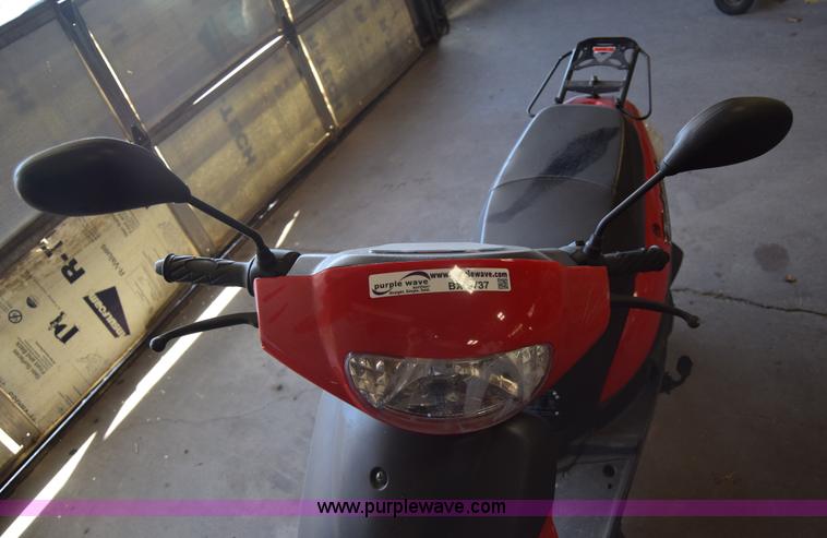 image for item BX9737 2014 Tao Tao ATM50 moped