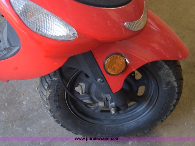 image for item BX9737 2014 Tao Tao ATM50 moped