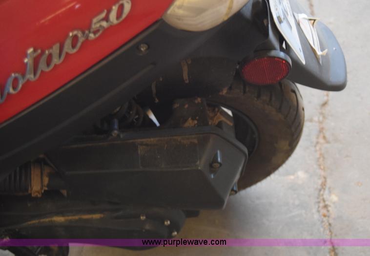 image for item BX9737 2014 Tao Tao ATM50 moped