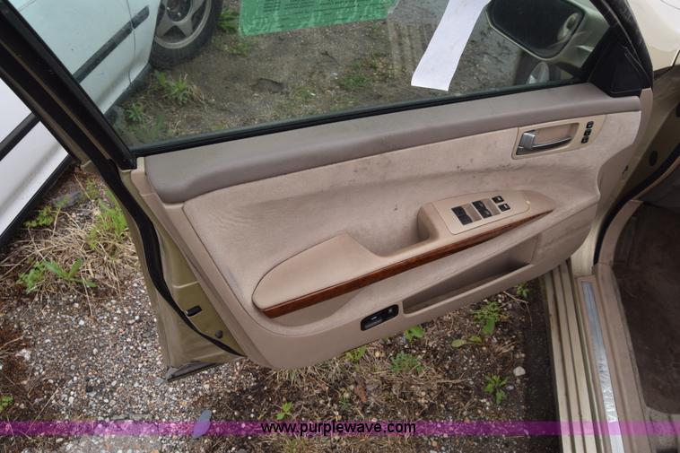 image for item BX9738 2004 Nissan Maxima SE