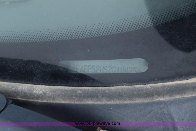 image for item BX9740 2002 Ford Taurus LX