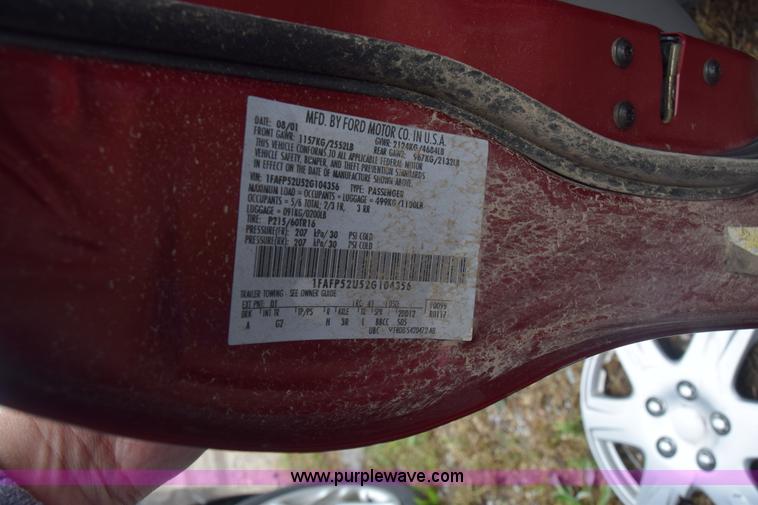 image for item BX9740 2002 Ford Taurus LX