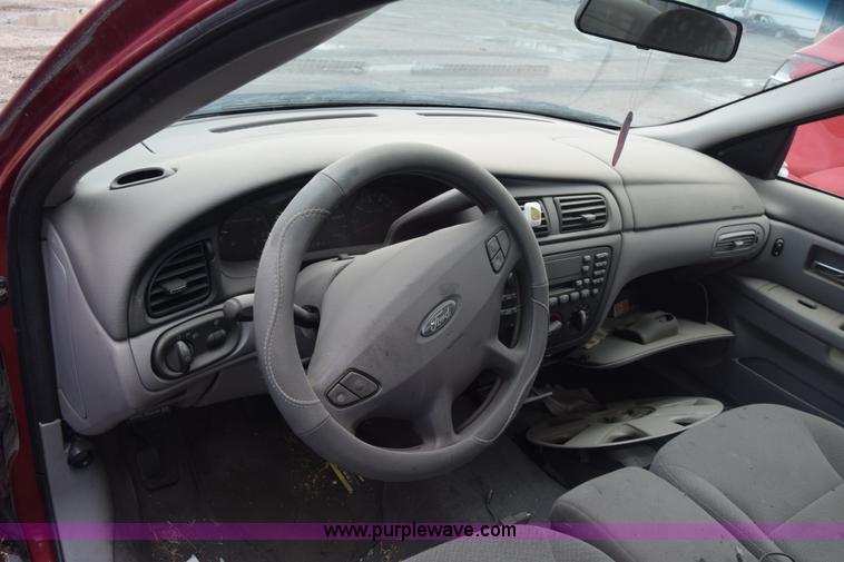 image for item BX9740 2002 Ford Taurus LX