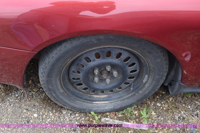 image for item BX9740 2002 Ford Taurus LX