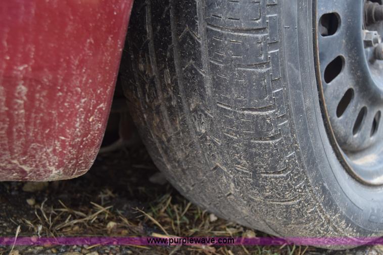 image for item BX9740 2002 Ford Taurus LX