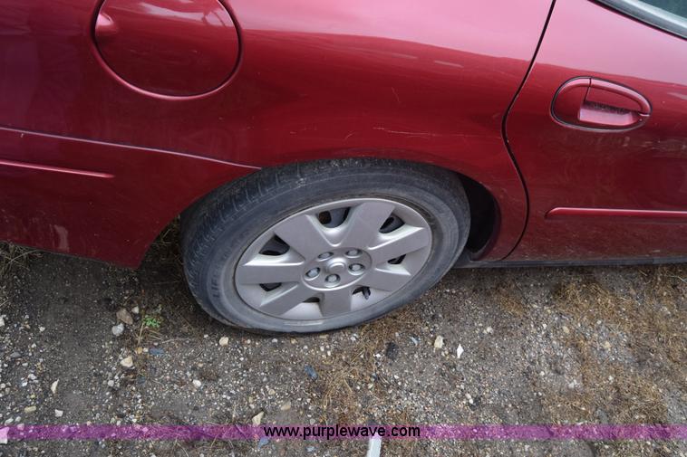 image for item BX9740 2002 Ford Taurus LX