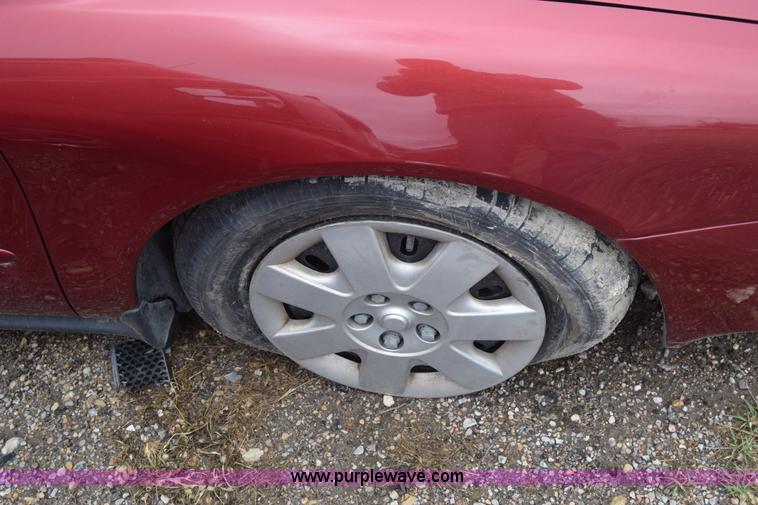 image for item BX9740 2002 Ford Taurus LX