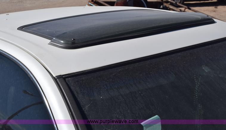 image for item K8718 1999 Toyota Avalon