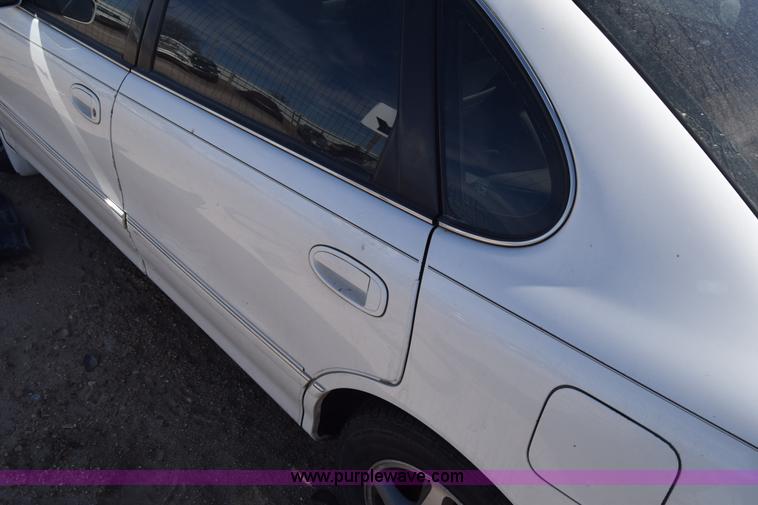 image for item K8718 1999 Toyota Avalon