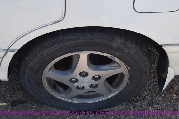 image for item K8718 1999 Toyota Avalon