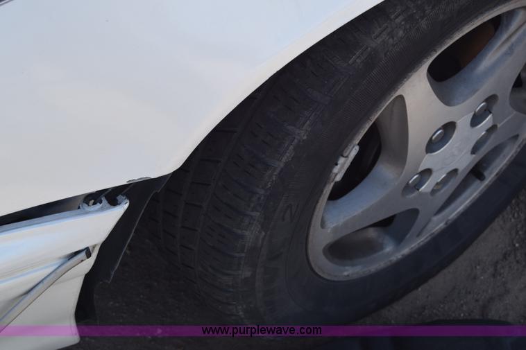 image for item K8718 1999 Toyota Avalon