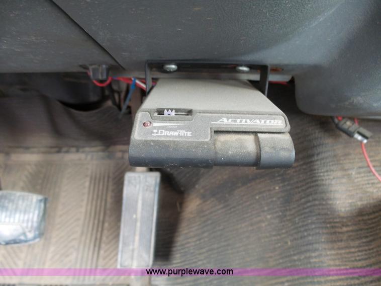 image for item AL9195 1987 Ford F350 flatbed pickup truck