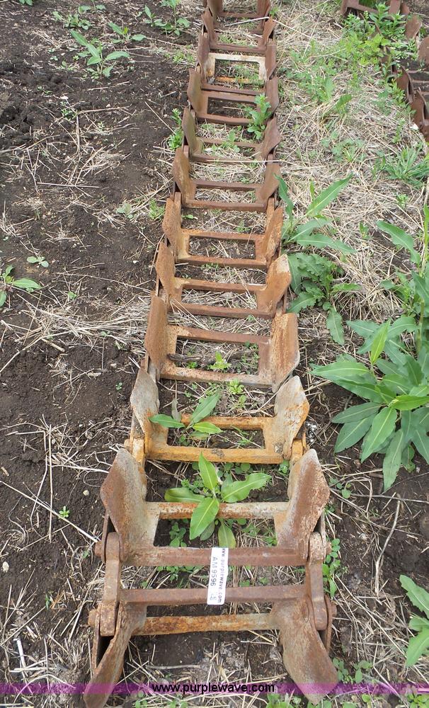 image for item AM9596 Grouser steel skid steer tracks