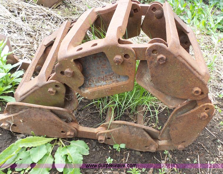 image for item AM9596 Grouser steel skid steer tracks