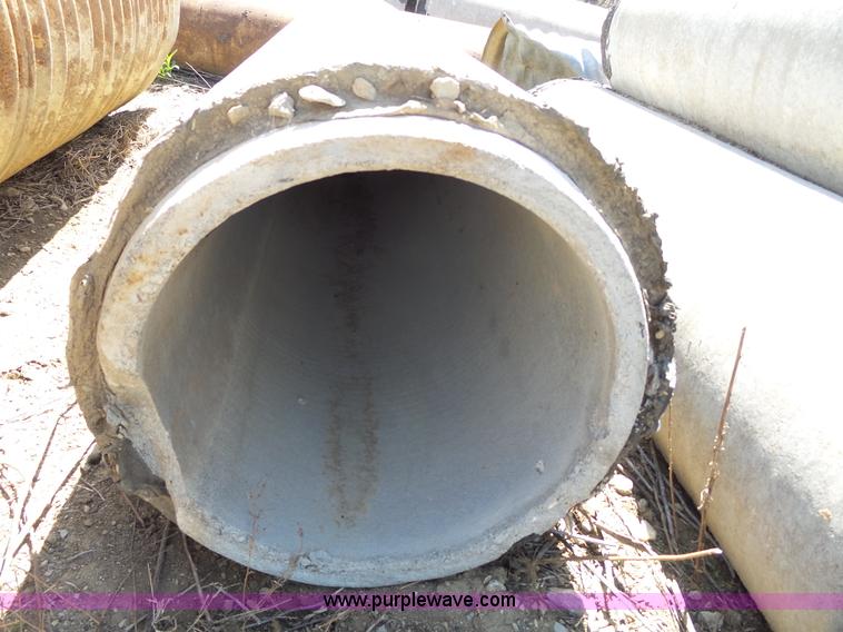 image for item AM9644 Concrete pipe