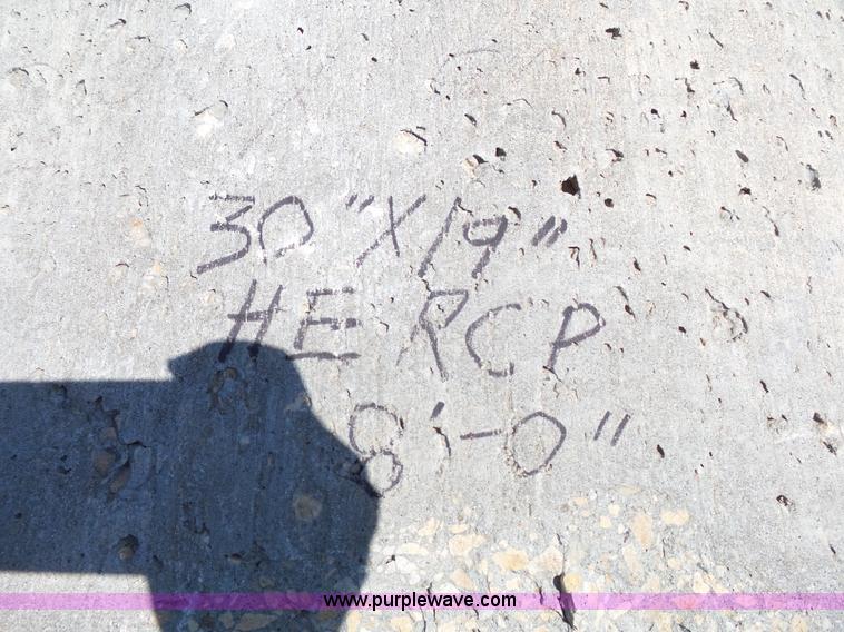 image for item AM9644 Concrete pipe