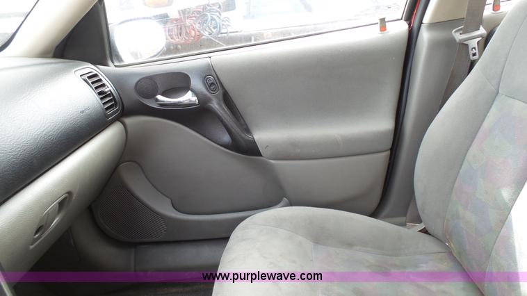 image for item AO9891 2003 Saturn L200