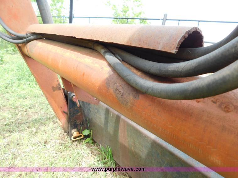 image for item AQ9656 Bush Hog 2640QT loader