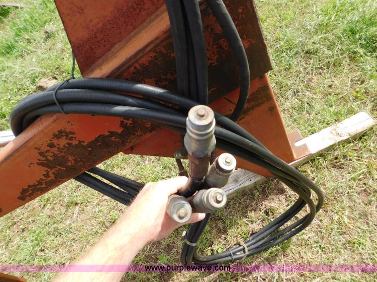 image for item AQ9656 Bush Hog 2640QT loader