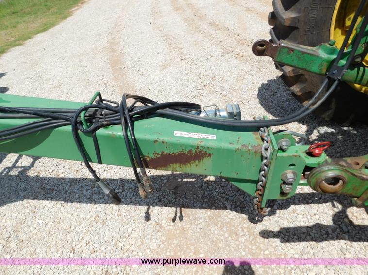 image for item AQ9670 John Deere 1535 grain drill