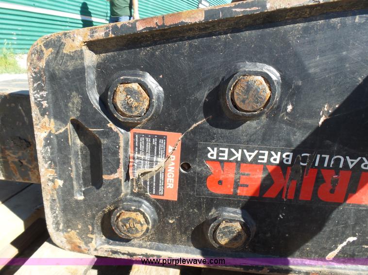 image for item AQ9676 Striker hydraulic breaker