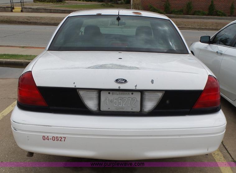 image for item AQ9680 2004 Ford Crown Victoria Police Interceptor