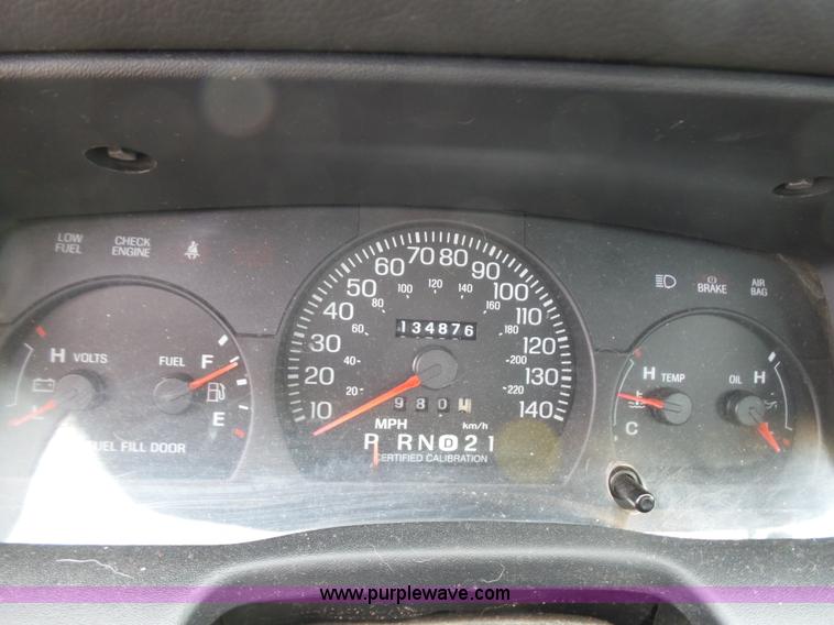 image for item AQ9680 2004 Ford Crown Victoria Police Interceptor